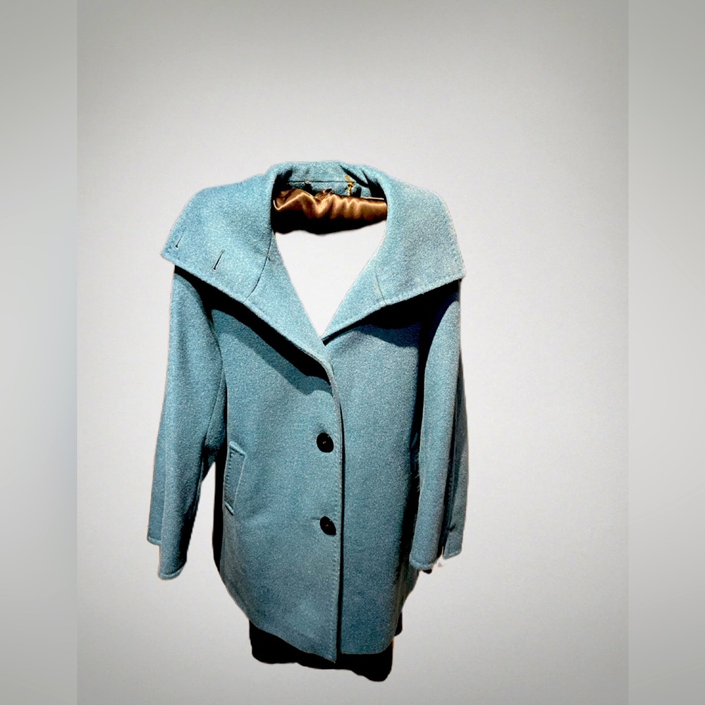 Teal wool Ellen Tracy 3/4 coat. Size 14 - roomy fit.